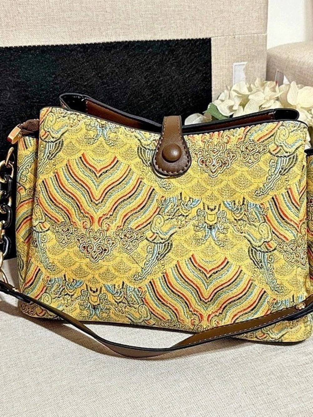 Paisley Shoulder Bag in Yellow & Green Like New